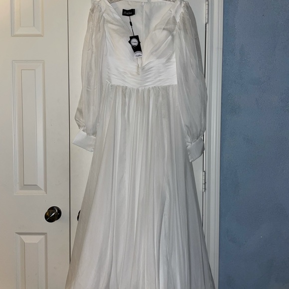 Custom, tea length, ivory, Wedding dress. 70’s style. Beach wedding style. W 6. - Picture 3 of 5
